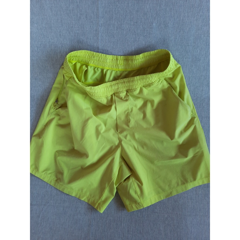 Lululemon Men Large Performance Active Yellow Pul… - image 1